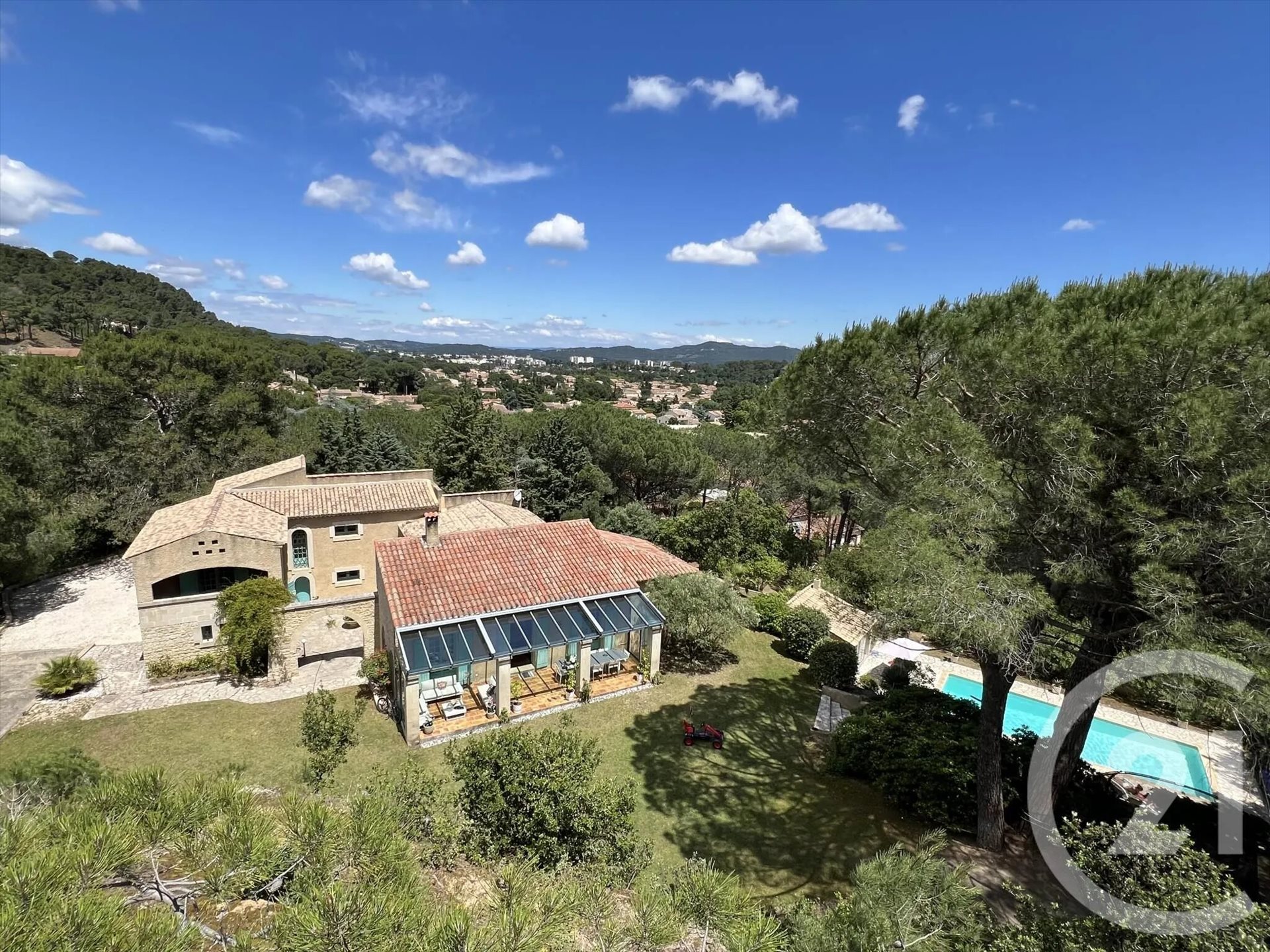Maison à vendre, 265m², Uzès