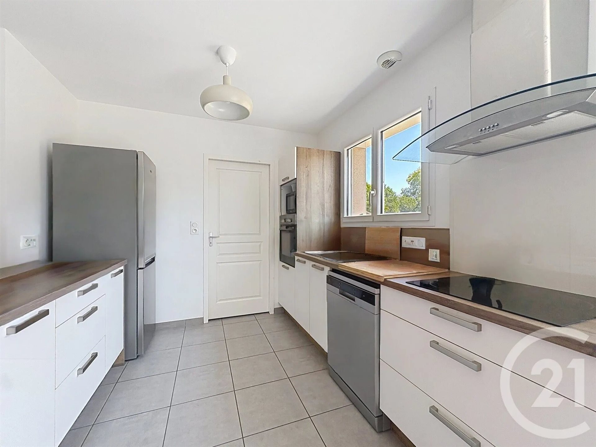 Maison à louer, 92m², Saint-Julien-en-Born