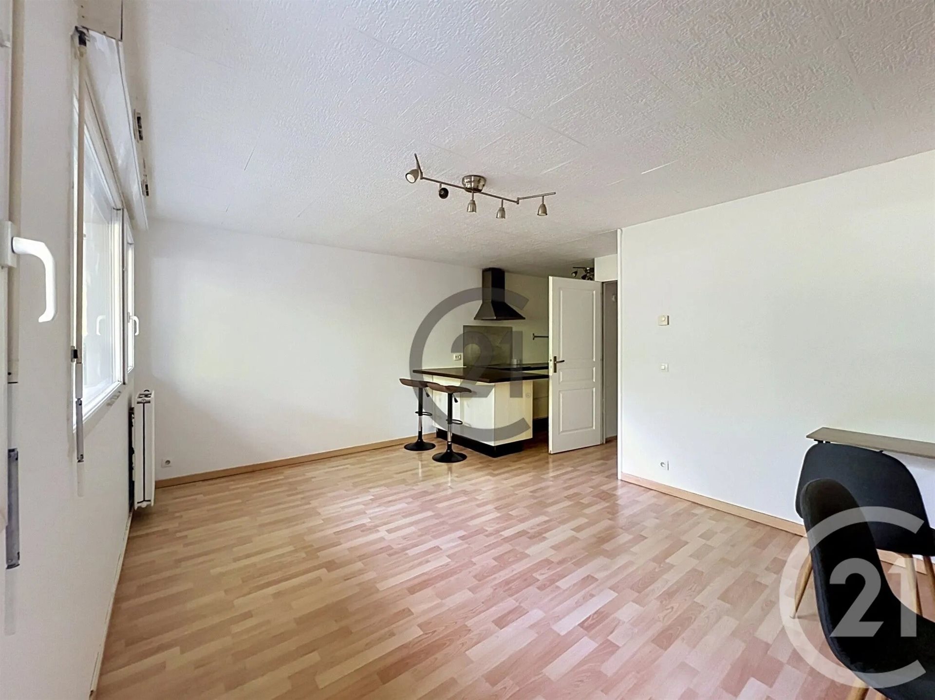 Appartement à louer, 30m², Savigny-le-Temple