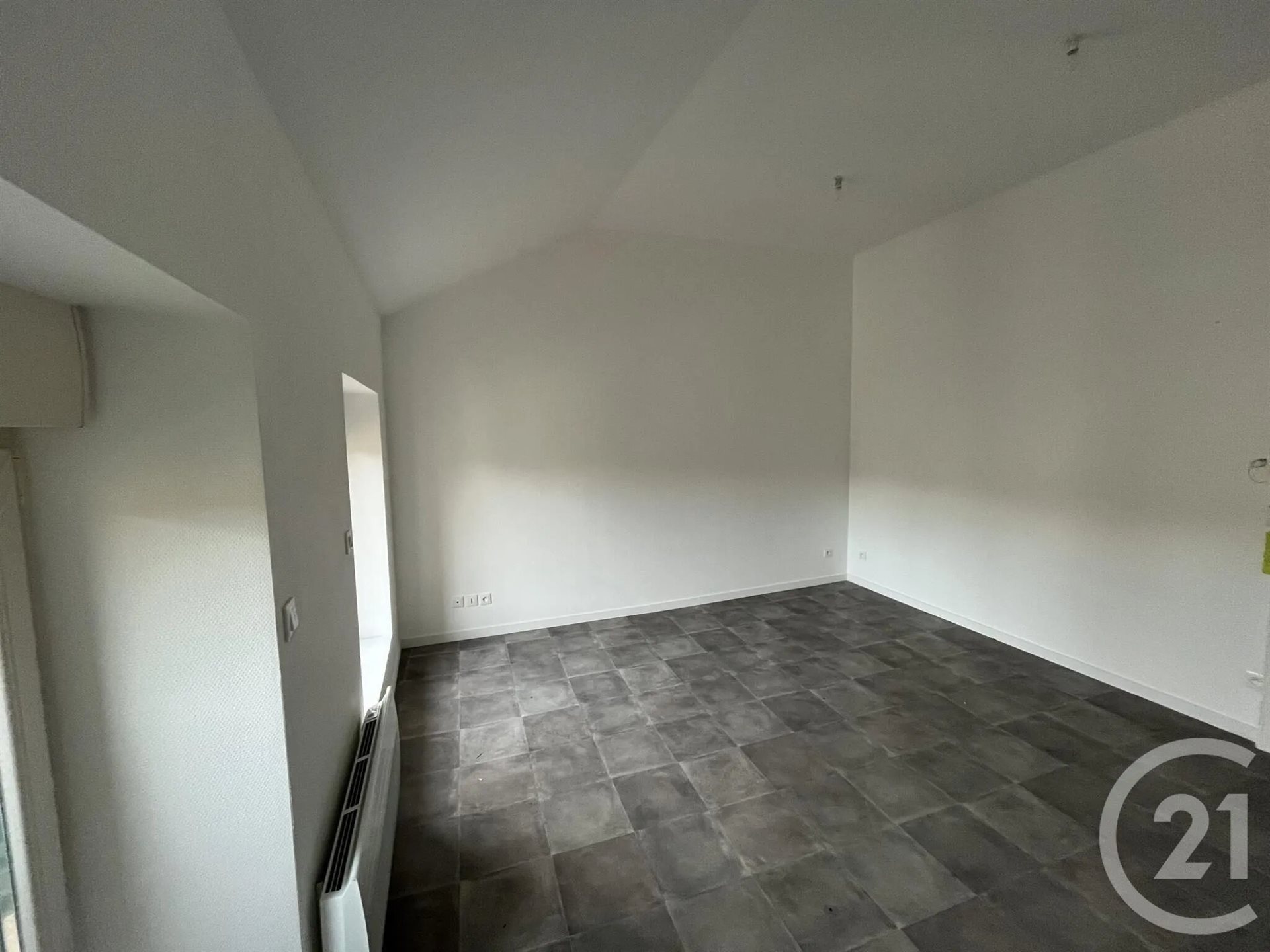 Appartement à louer, 30m², Etain