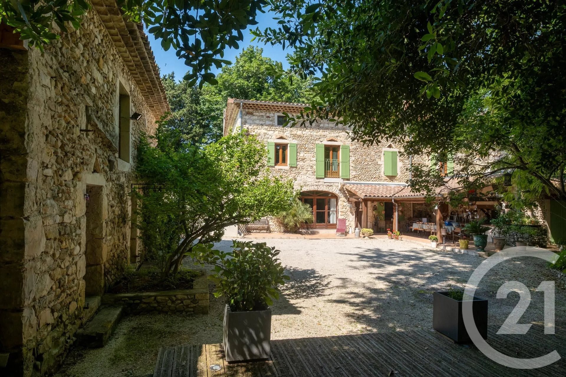 Maison à vendre, 410m², Sauzet