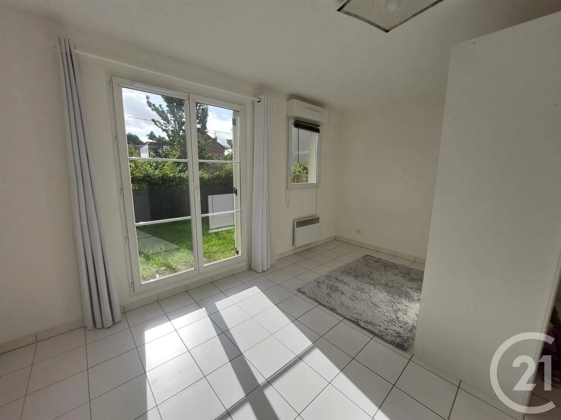 Appartement à louer, 24m², Villenoy