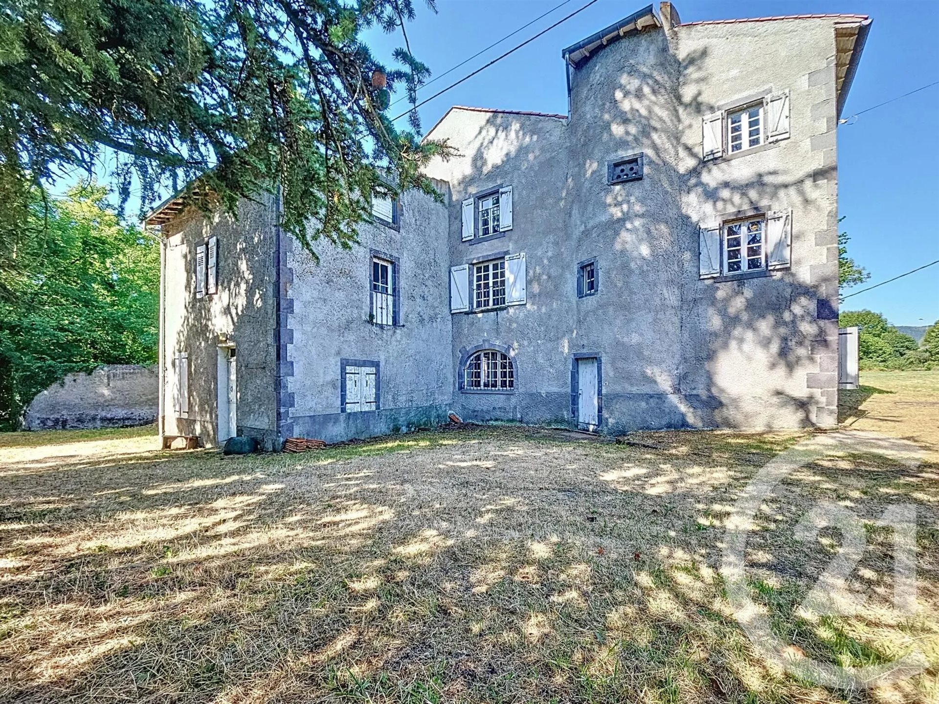 Maison à vendre, 408m², Mozac