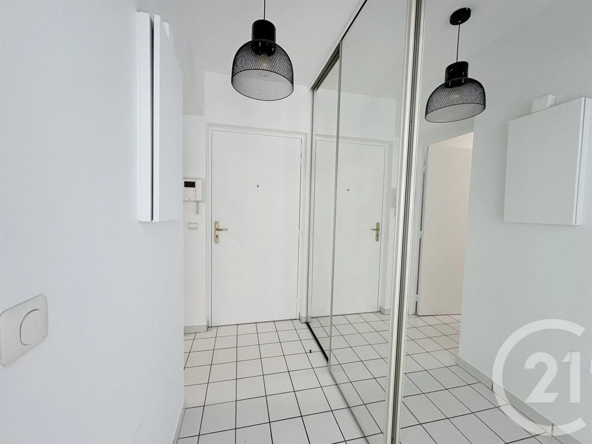 Appartement à louer, 30m², Suresnes