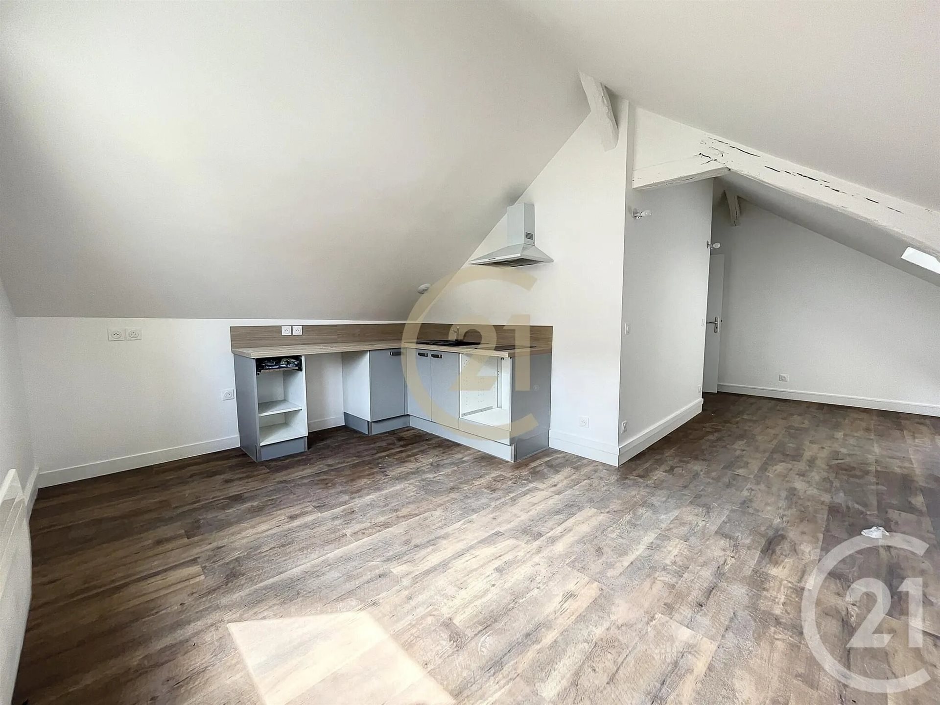 Appartement à louer, 18m², Montereau-Fault-Yonne