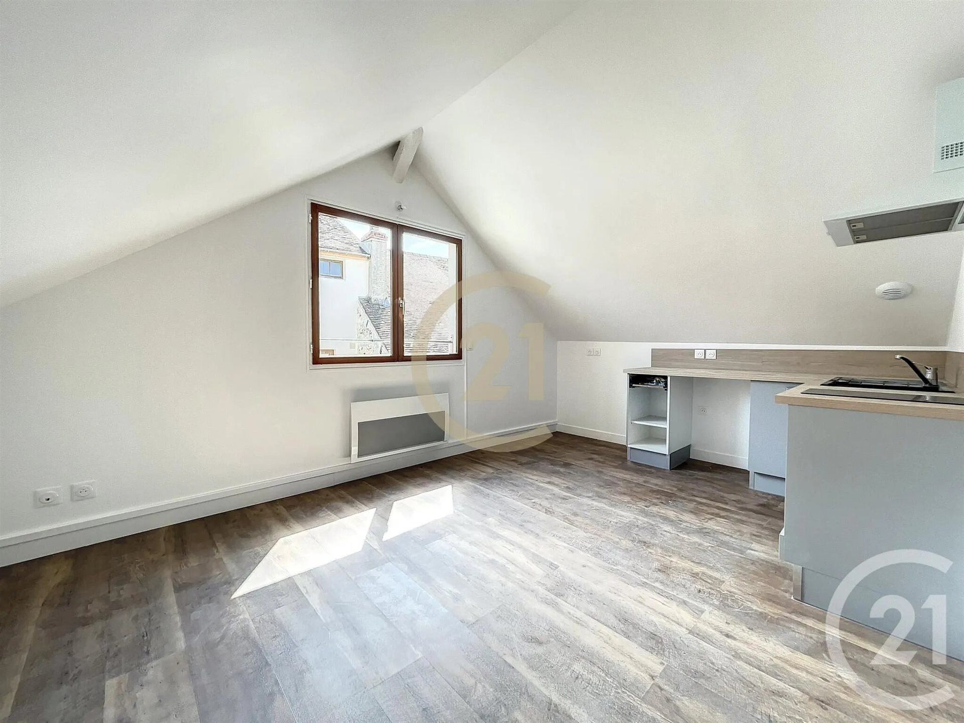 Appartement à louer, 18m², Montereau-Fault-Yonne