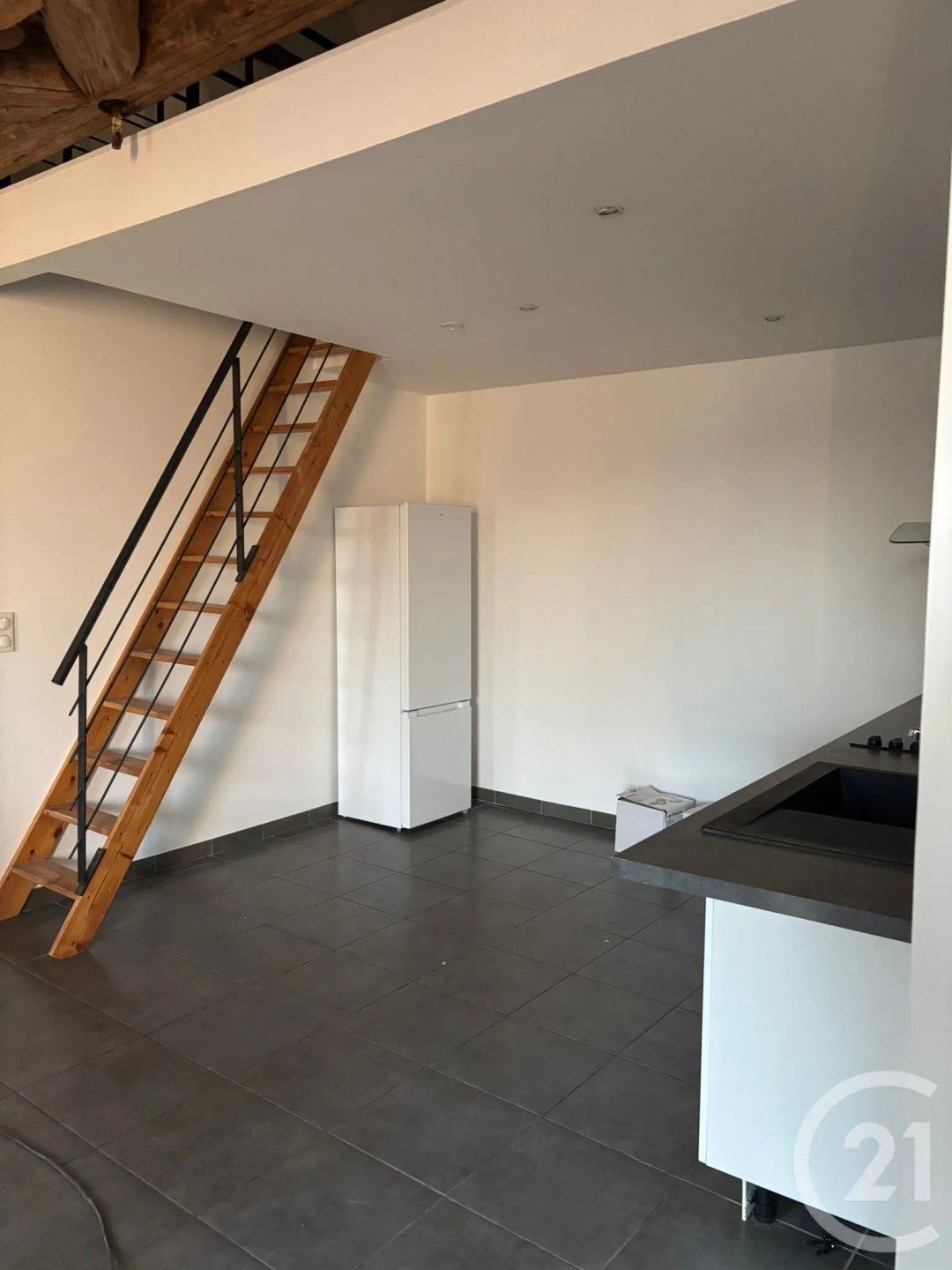 Appartement à louer, 75m², Sommières