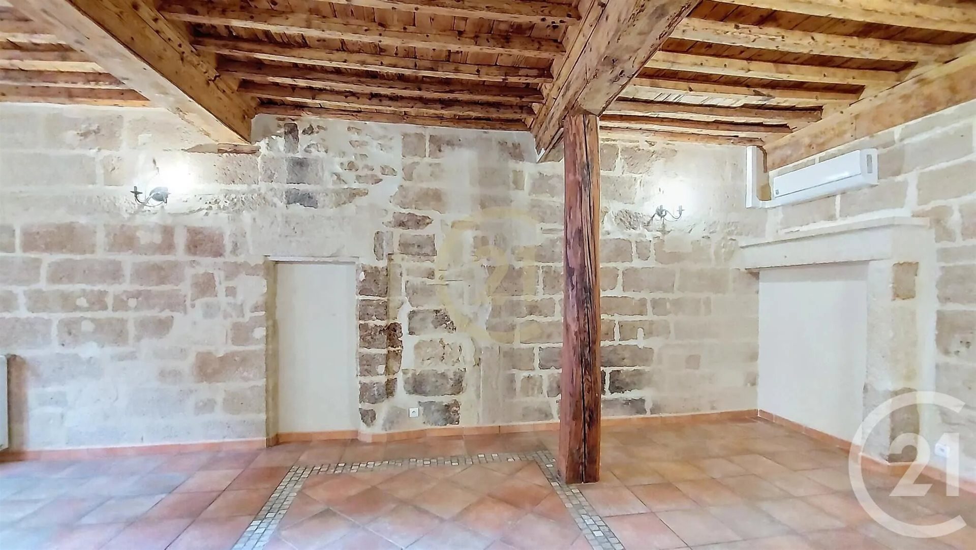 Appartement à louer, 105m², Remoulins