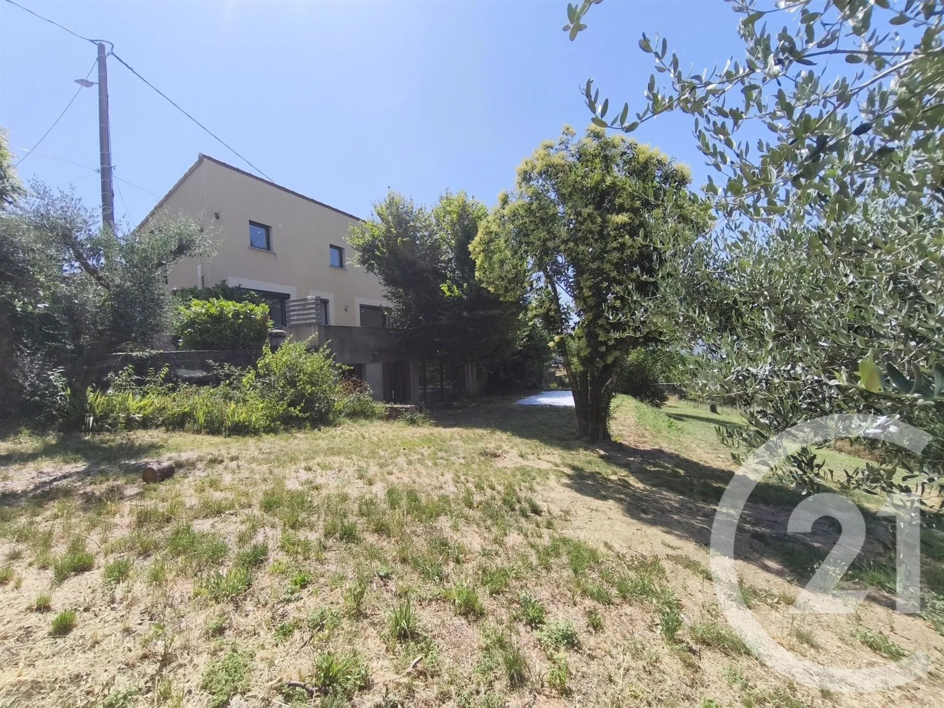 Maison à louer, 70m², Aubenas