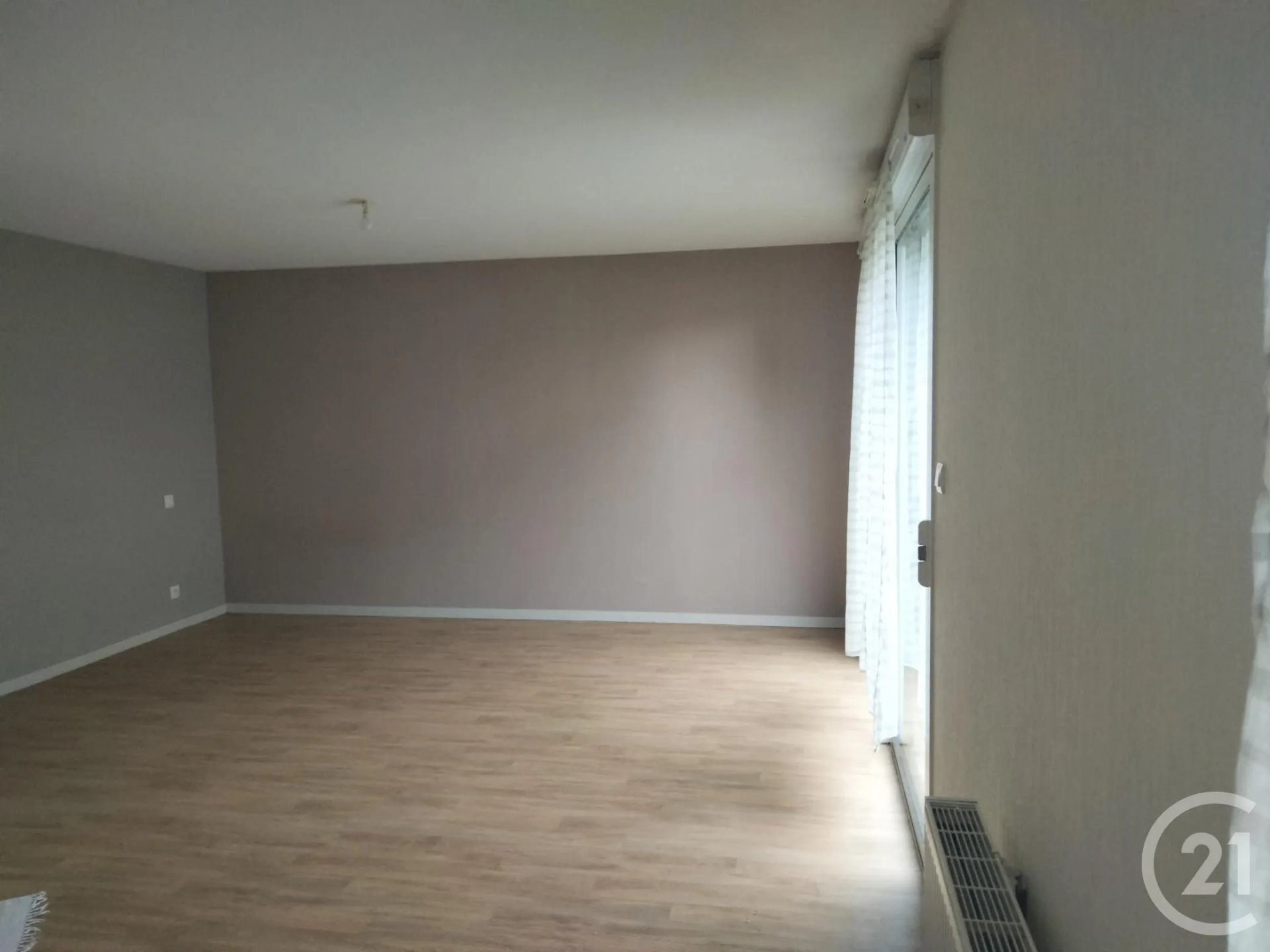 Appartement à louer, 32m², Theix