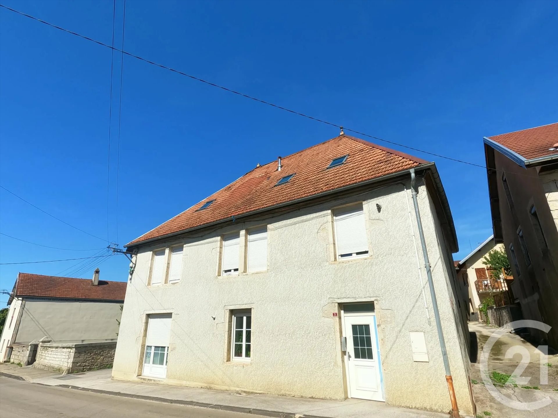Appartement à louer, 77m², Vercel-Villedieu-le-Camp