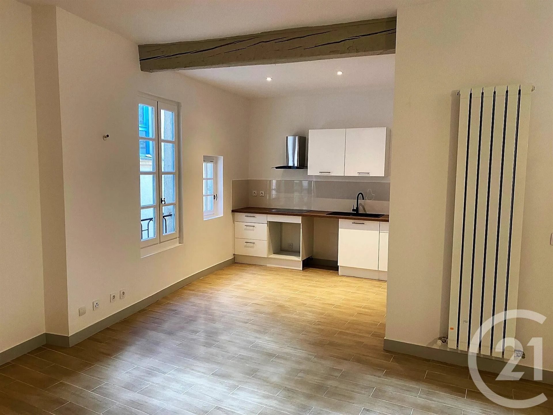 Appartement à louer, 81m², Sommières