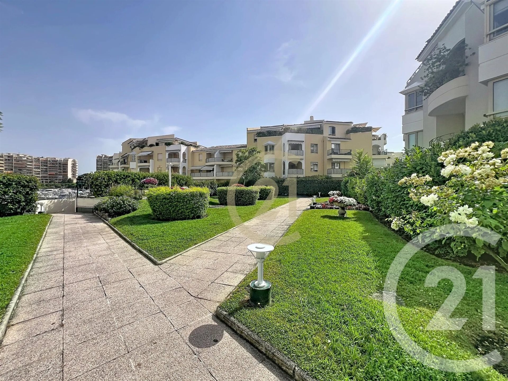 Appartement à louer, 34m², Mandelieu-la-Napoule
