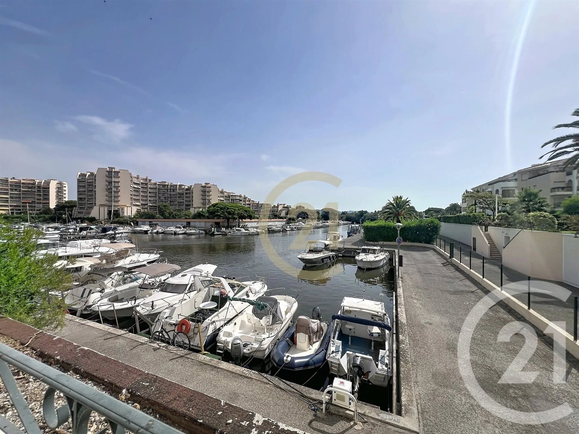 Appartement à louer, 34m², Mandelieu-la-Napoule