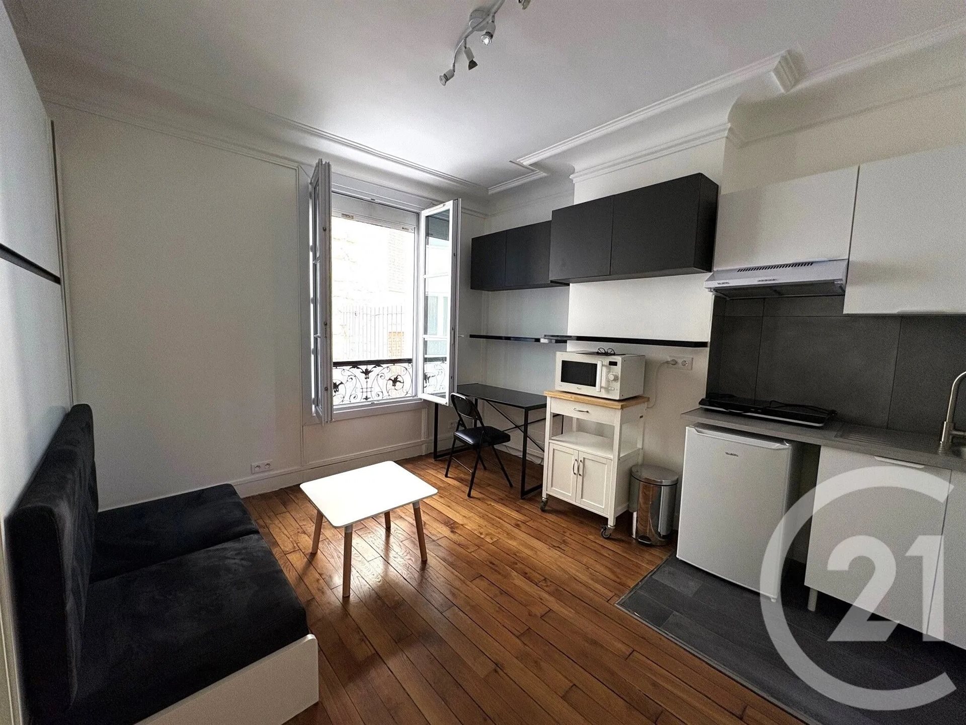 Appartement à louer, 19m², Paris 16ème