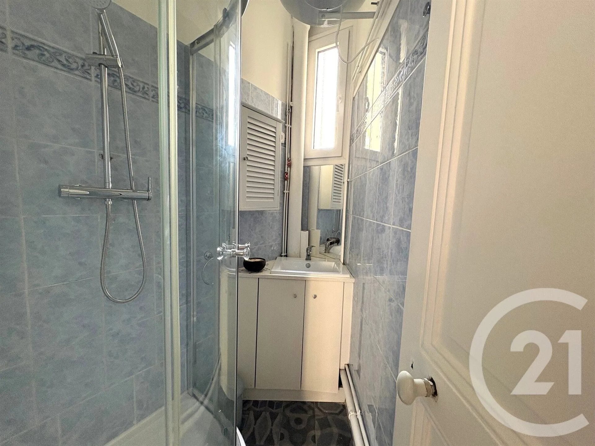 Appartement à louer, 19m², Paris 16ème