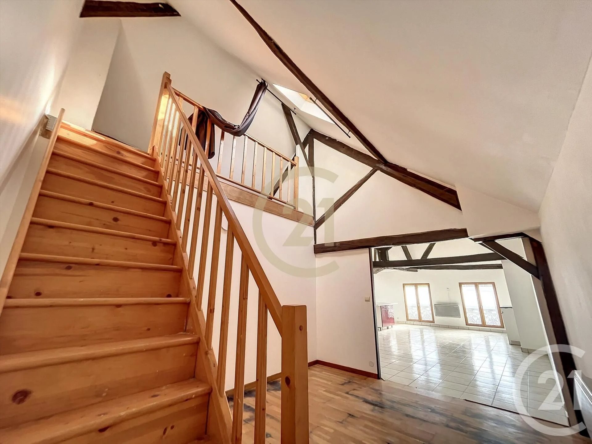 Appartement à louer, 67m², Villeneuve-sur-Yonne