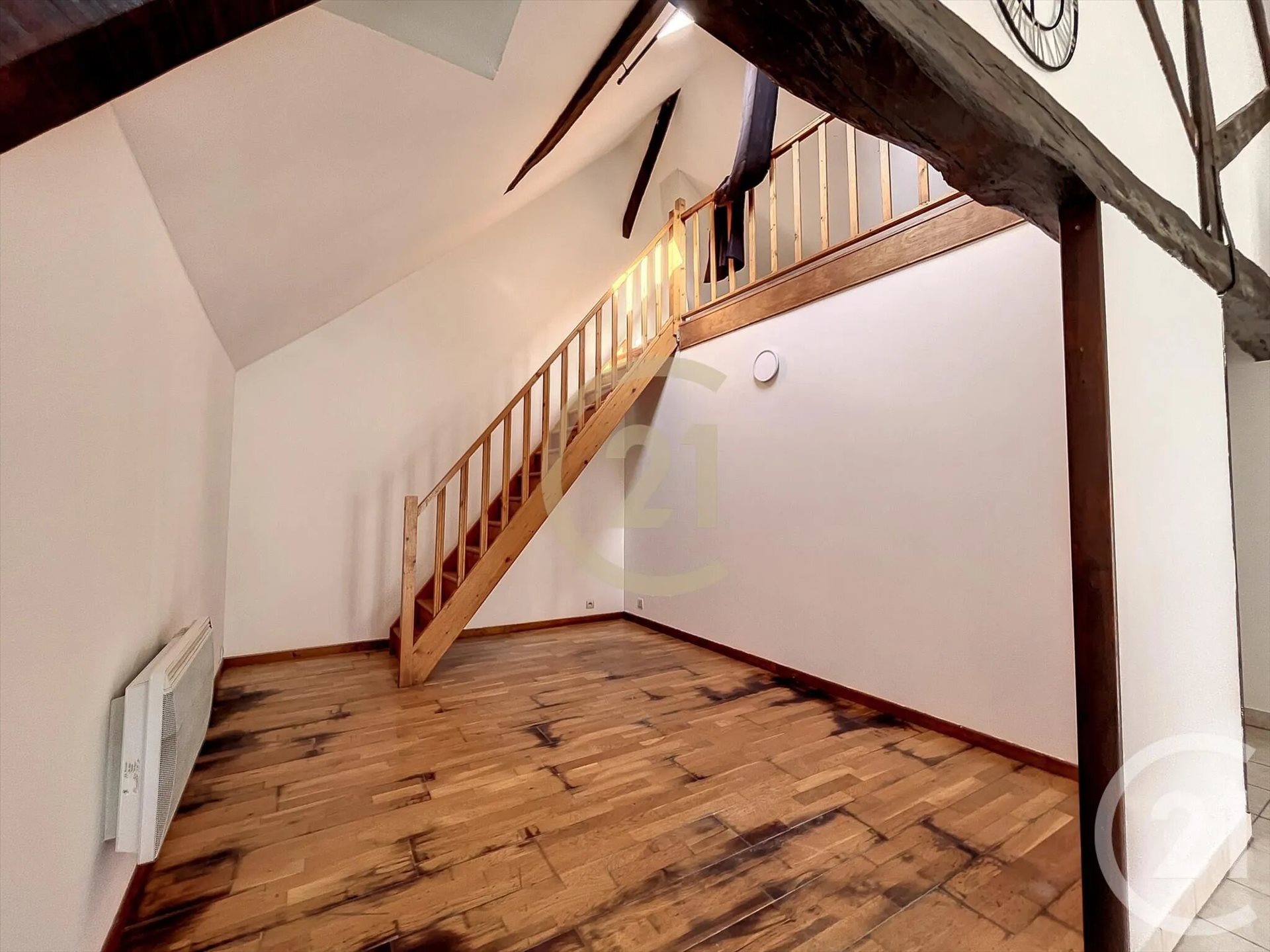 Appartement à louer, 67m², Villeneuve-sur-Yonne