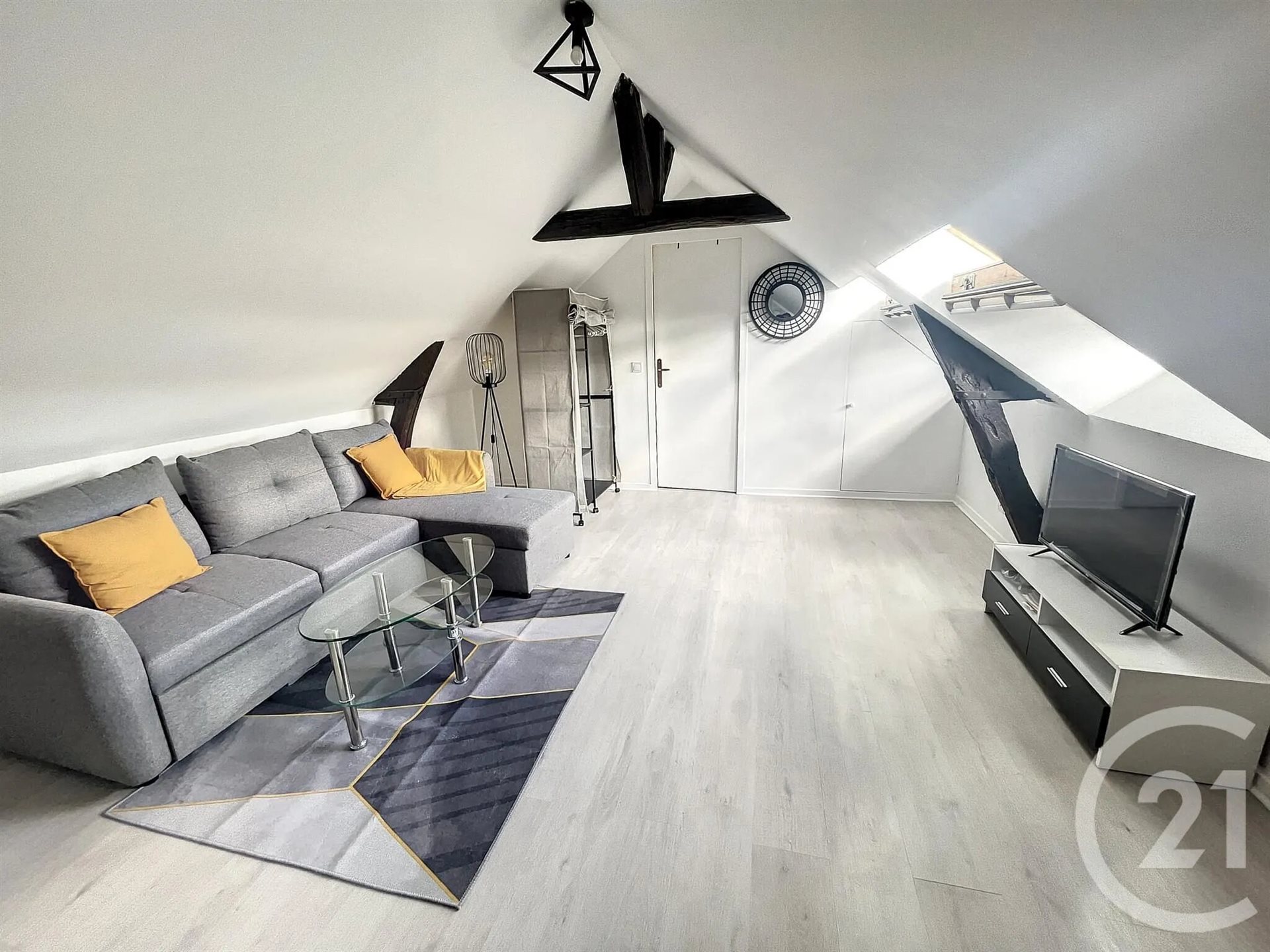 Appartement à louer, 12m², Montereau-Fault-Yonne
