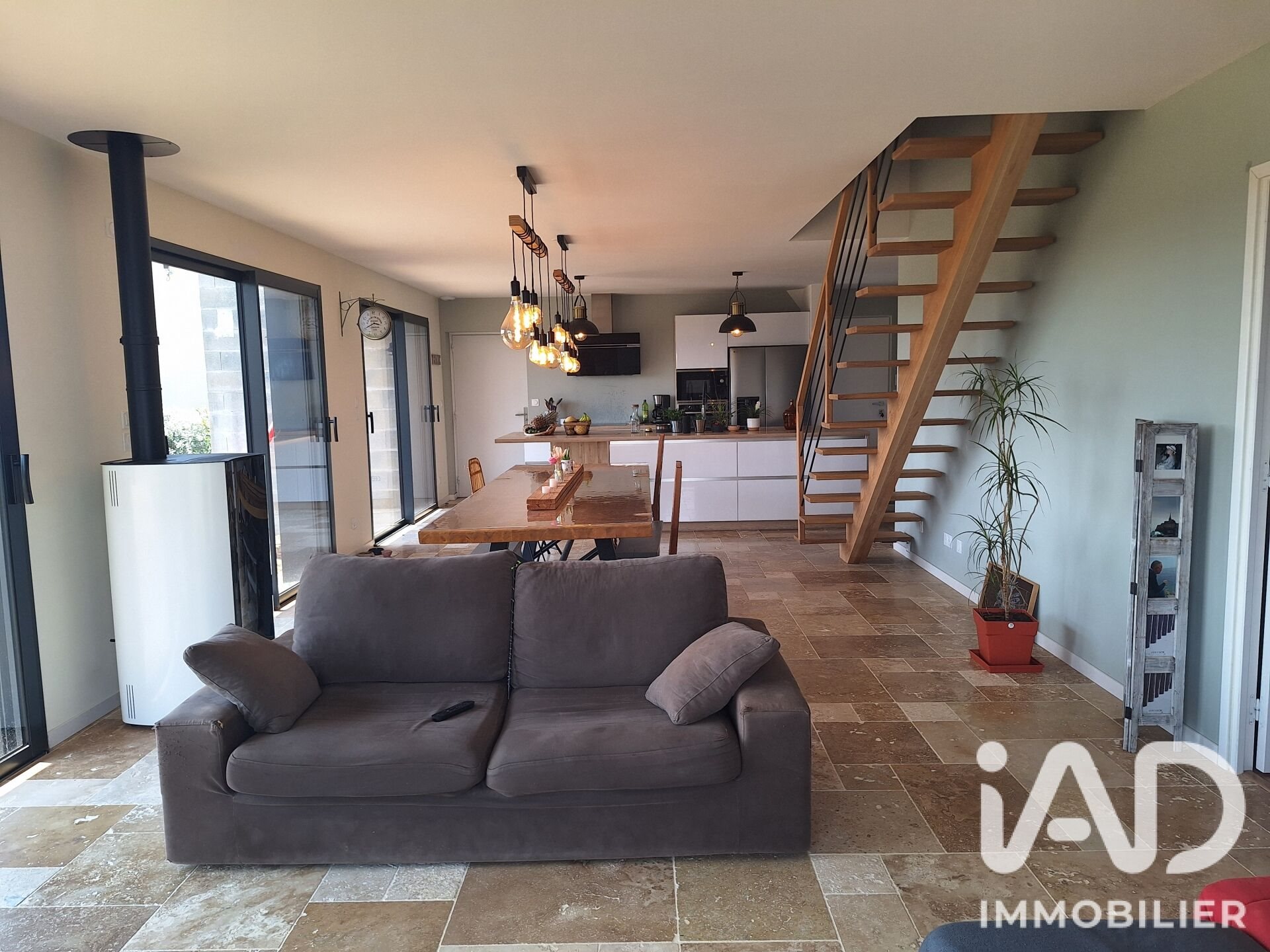 Maison à vendre, 121m², Doué-en-Anjou
