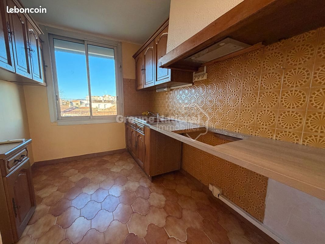 Appartement à louer, 53m², Miramas