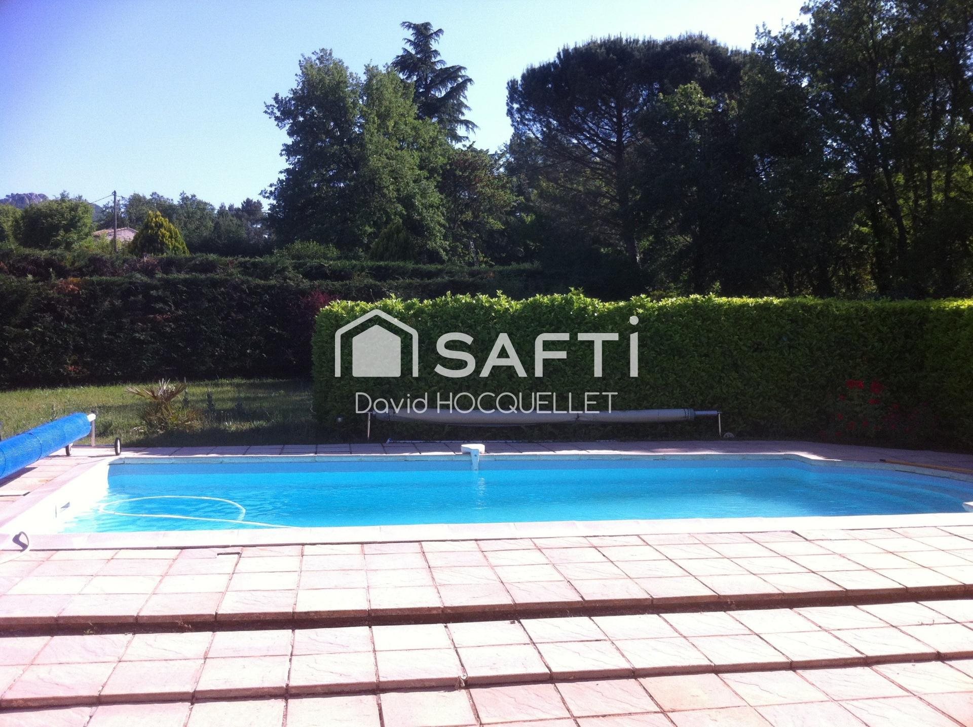 Maison à vendre, 150m², Nans-les-Pins