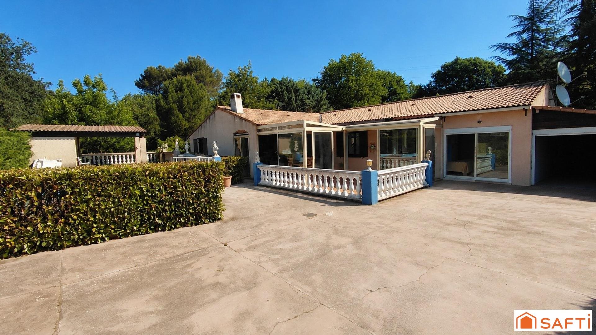Maison à vendre, 139m², Saint-Maximin-la-Sainte-Baume