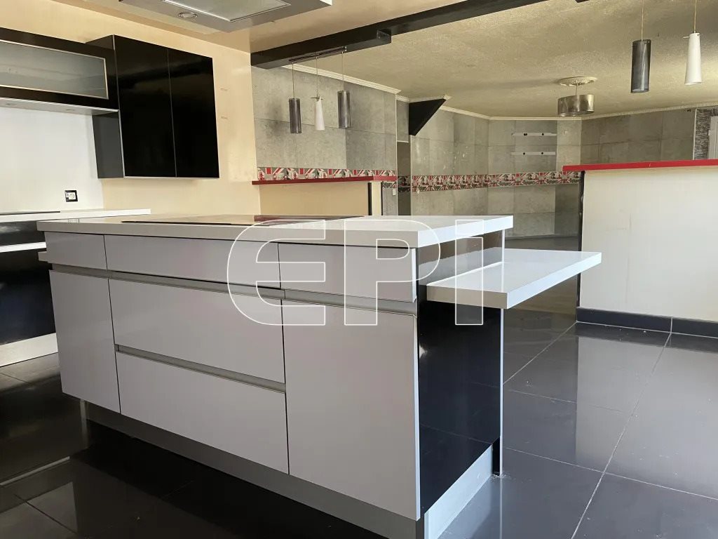 Maison à vendre, 165m², Bressuire