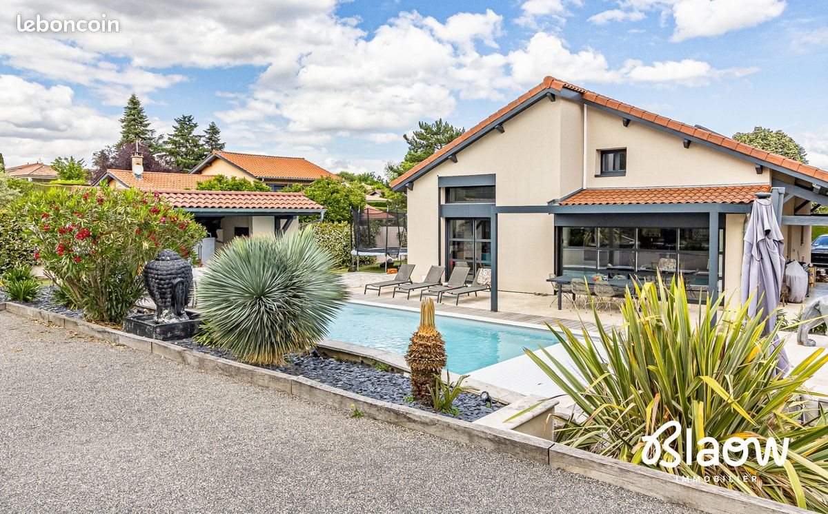 Maison à vendre, 190m², Chuzelles