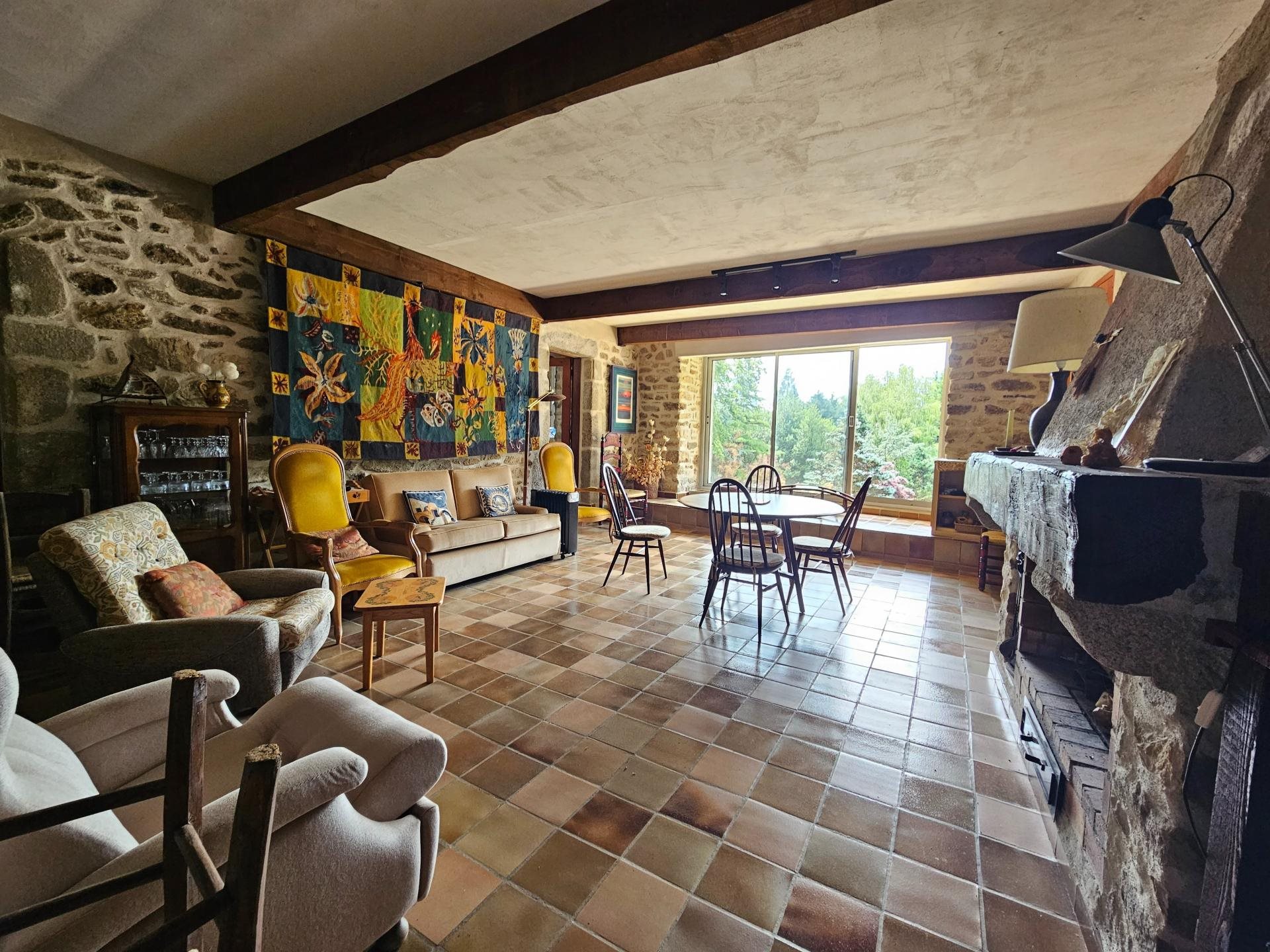 Maison à vendre, 370m², Murat-sur-Vèbre