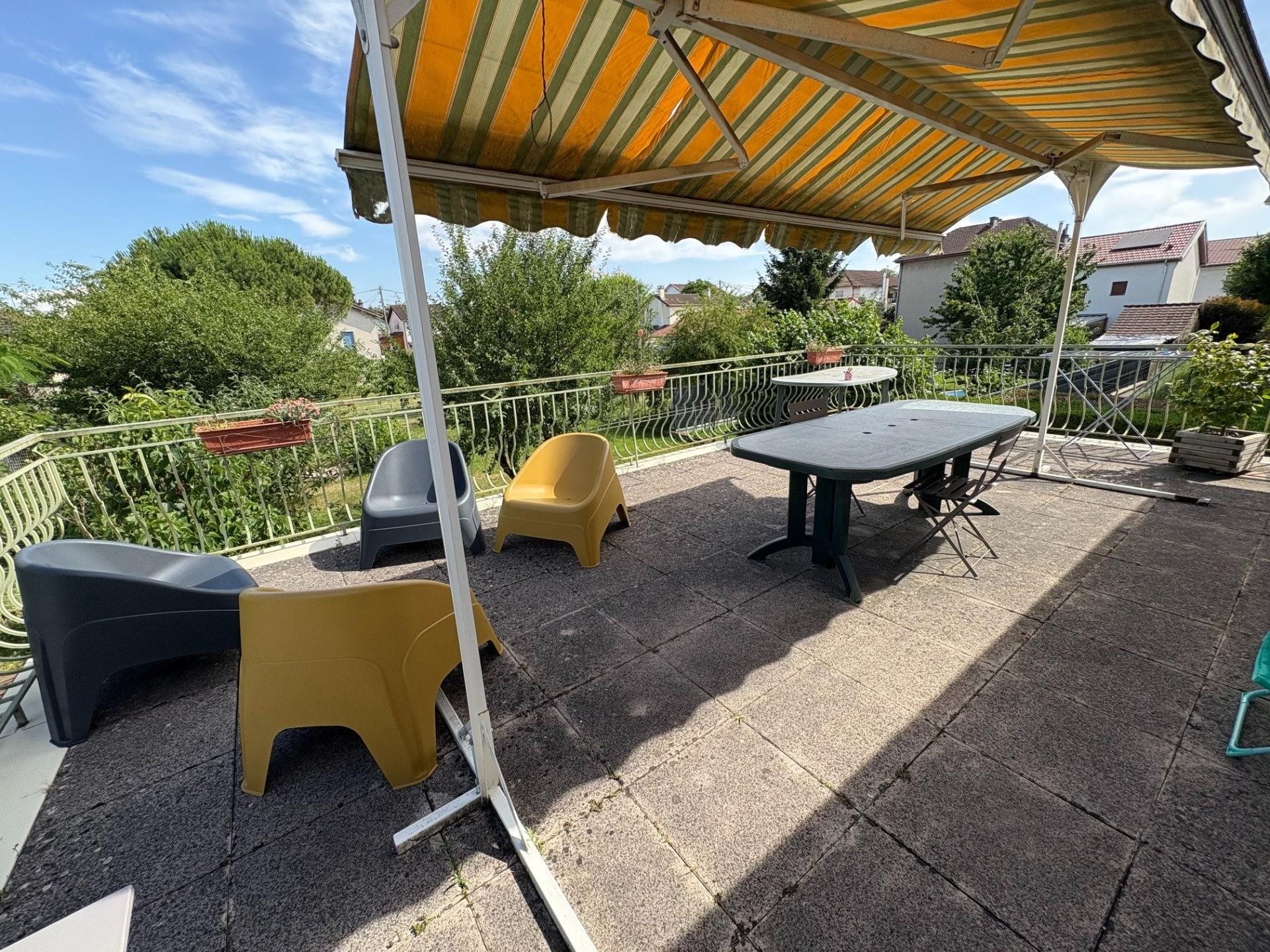 Maison à vendre, 129m², Bourg-en-Bresse