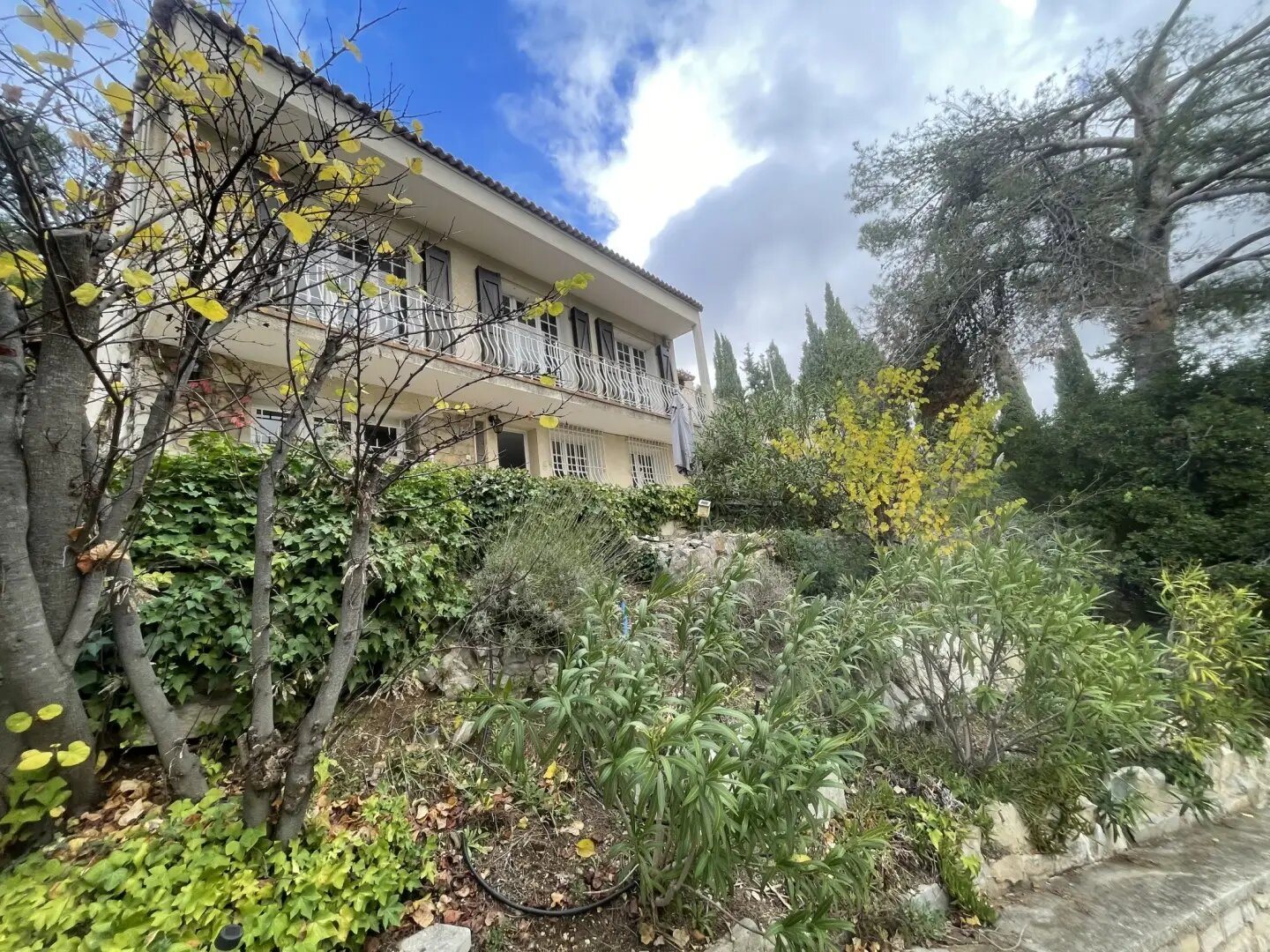 Maison à vendre, 240m², Carnoux-en-Provence