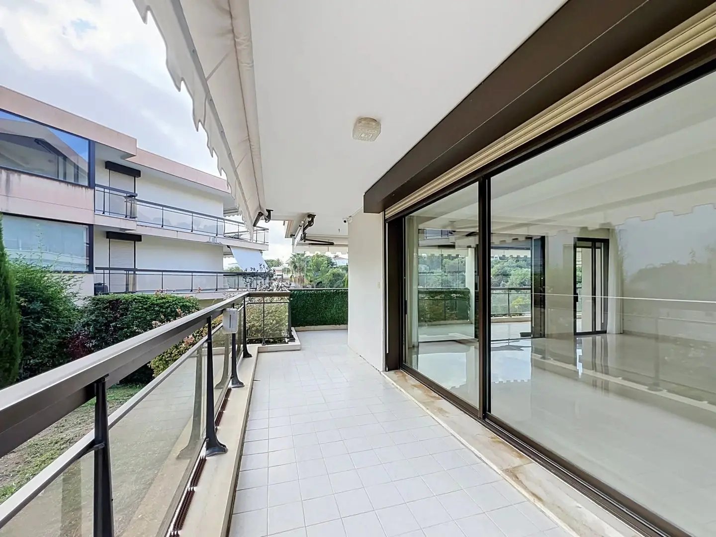 Appartement à louer, 4m², Cannes