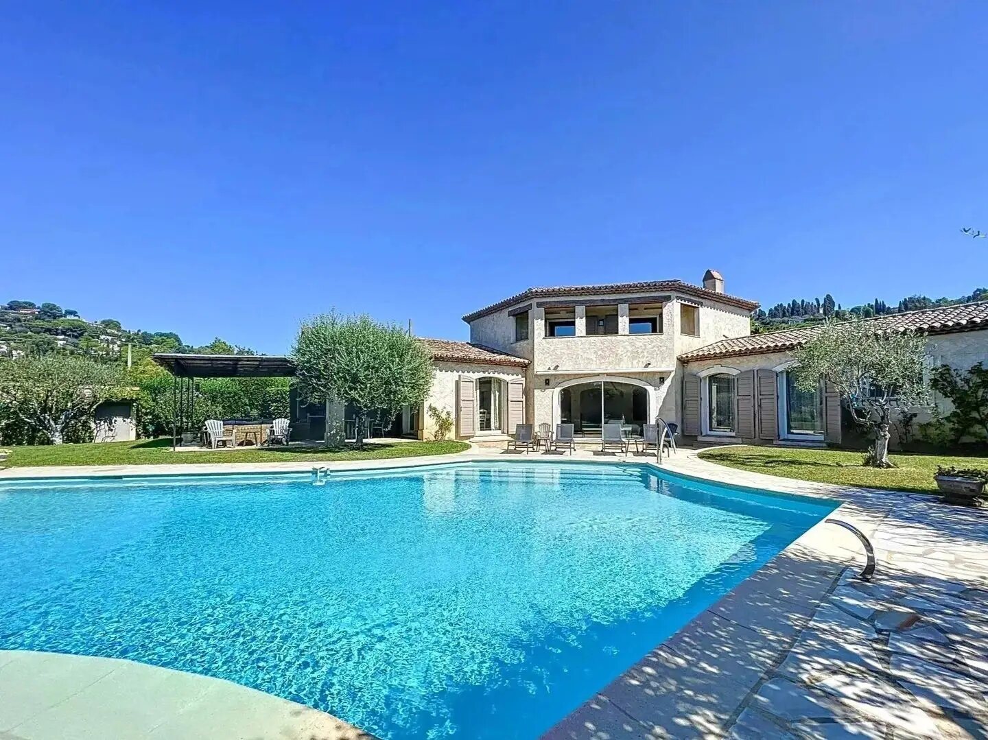 Maison à louer, 300m², Mougins
