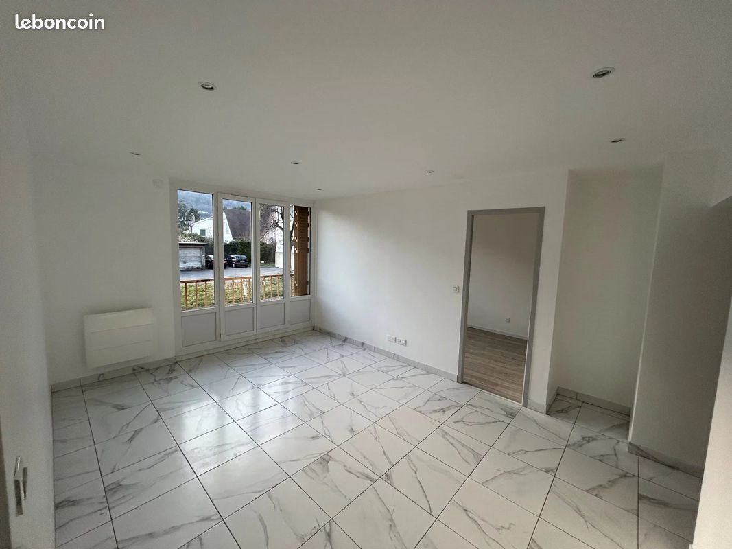 Appartement à louer, 61m², Fontaine