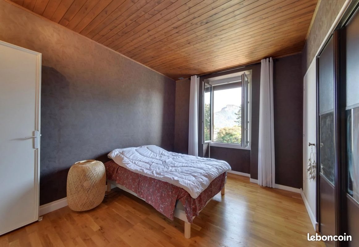 Appartement à louer, 98m², Moirans
