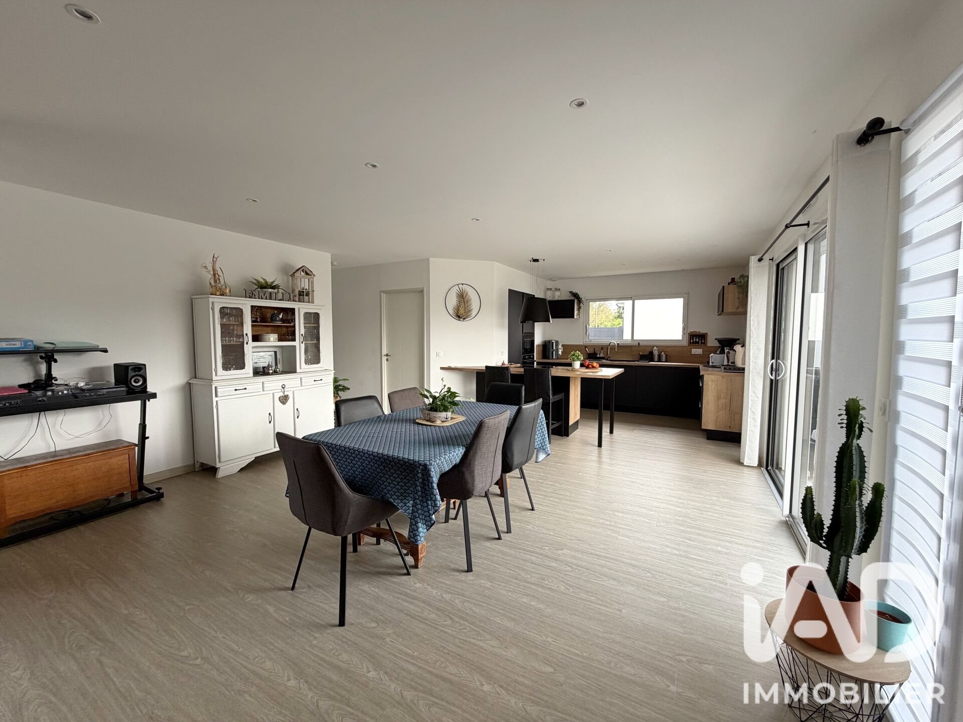 Maison à vendre, 125m², Neuville-de-Poitou