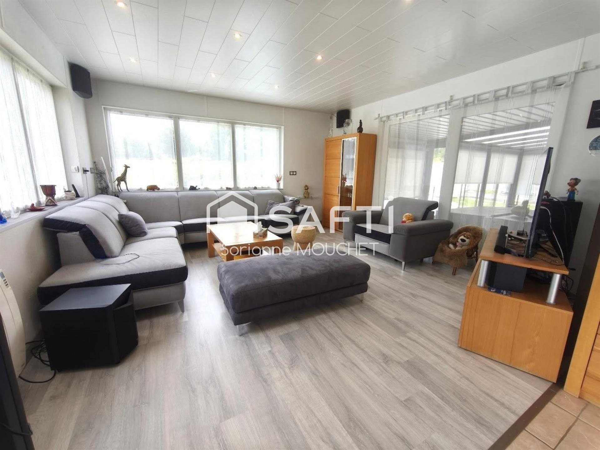 Maison à vendre, 189m², Saint-Dizier-l'Evêque