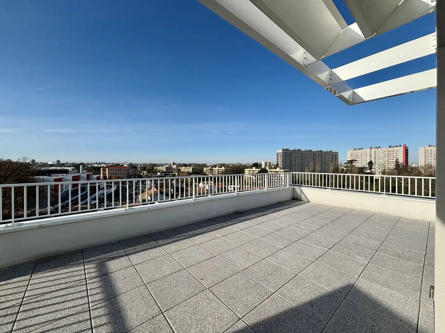 Appartement à louer, 95m², Talence