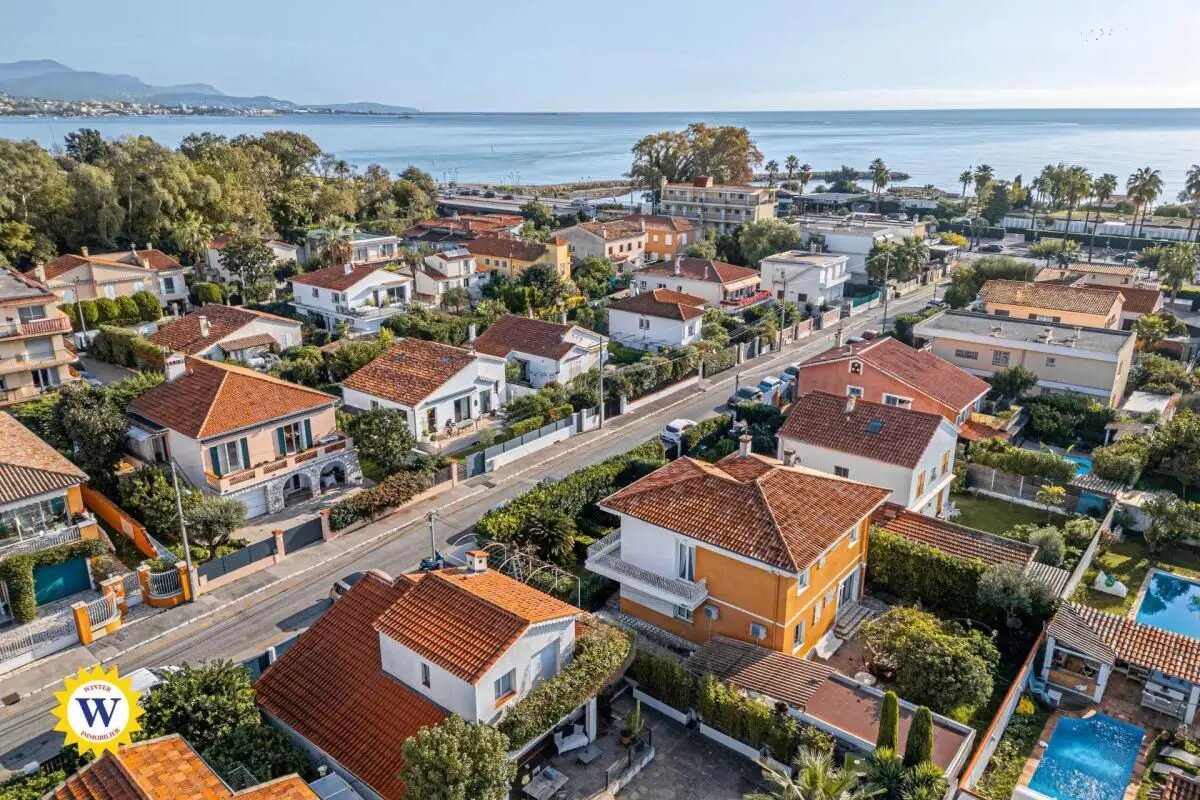 Maison à vendre, 146m², Villeneuve-Loubet