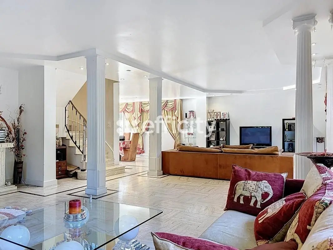 Maison à vendre, 240m², Le Blanc-Mesnil