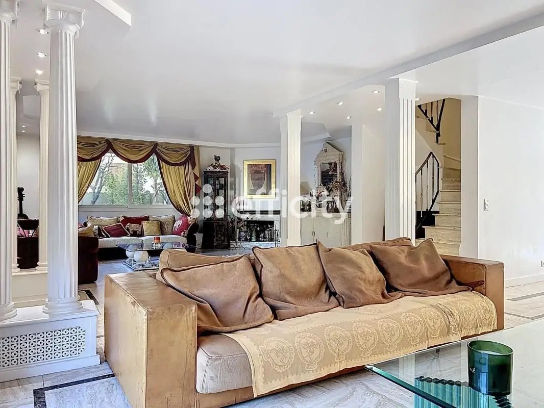Maison à vendre, 240m², Le Blanc-Mesnil