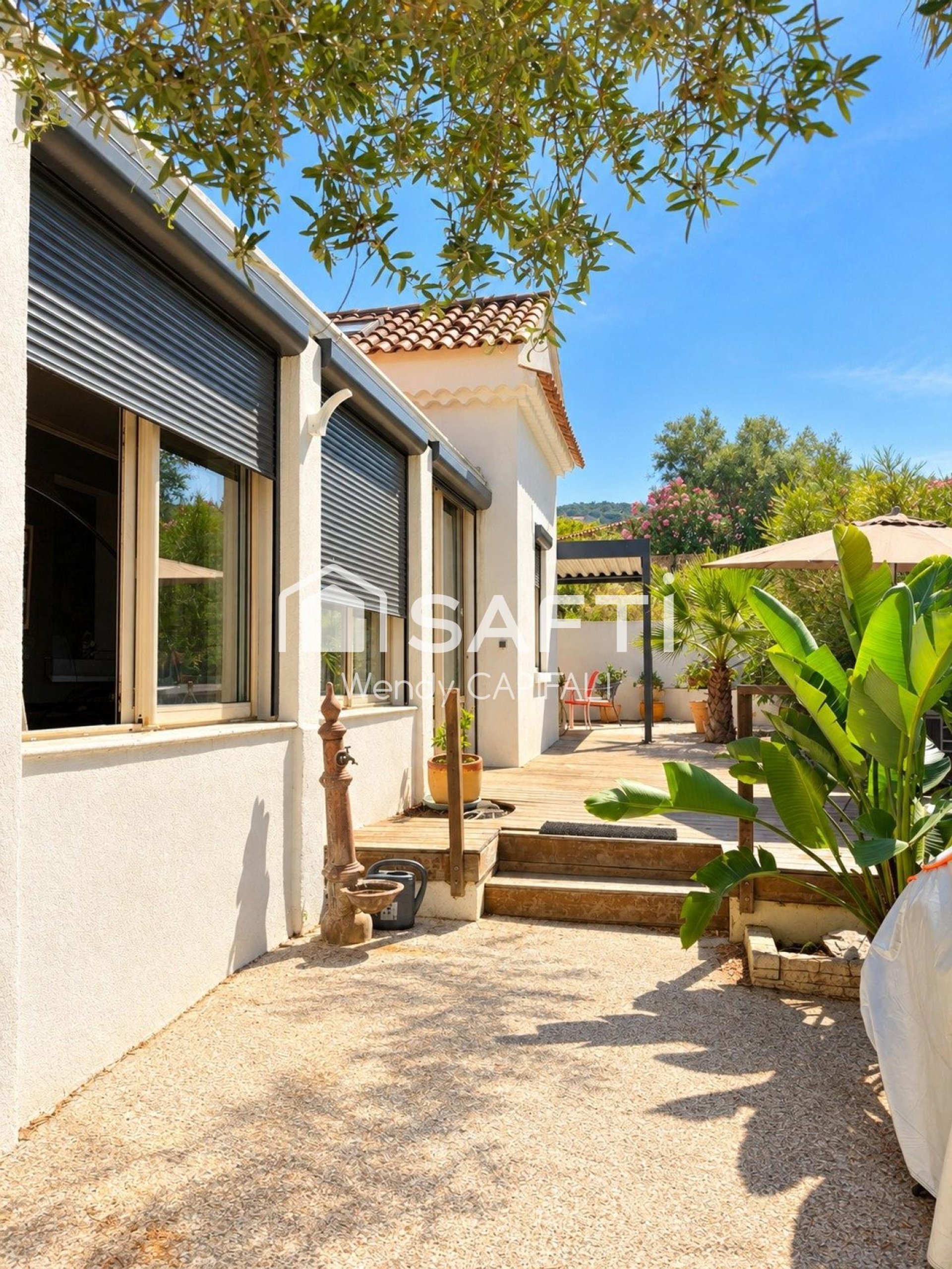 Maison à vendre, 118m², Hyères