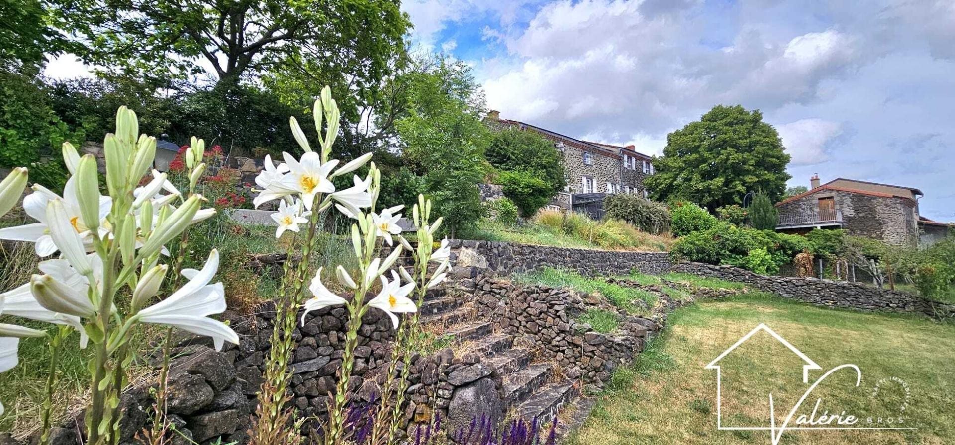 Maison à vendre, 299m², Massiac
