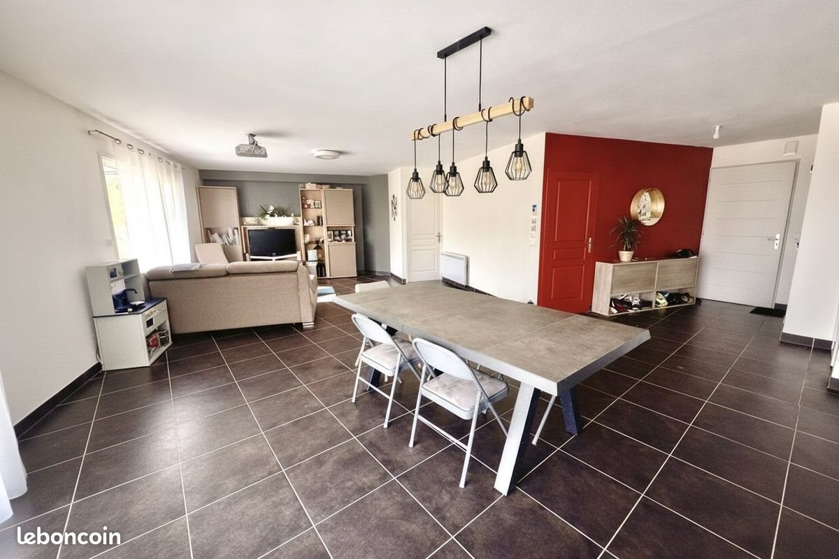 Maison à vendre, 132m², Saint-Martin-du-Fouilloux
