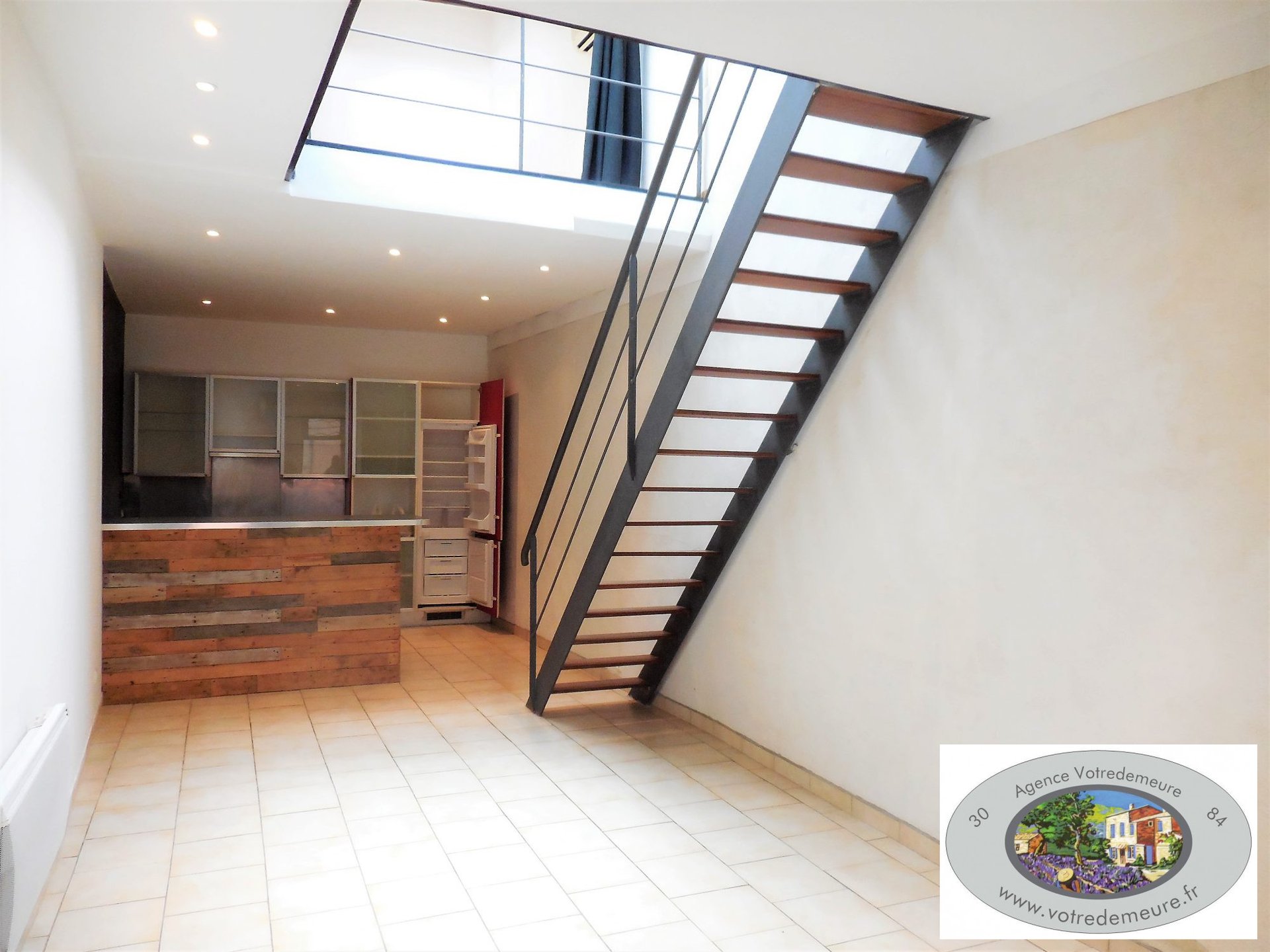 Maison à vendre, 3m², Avignon