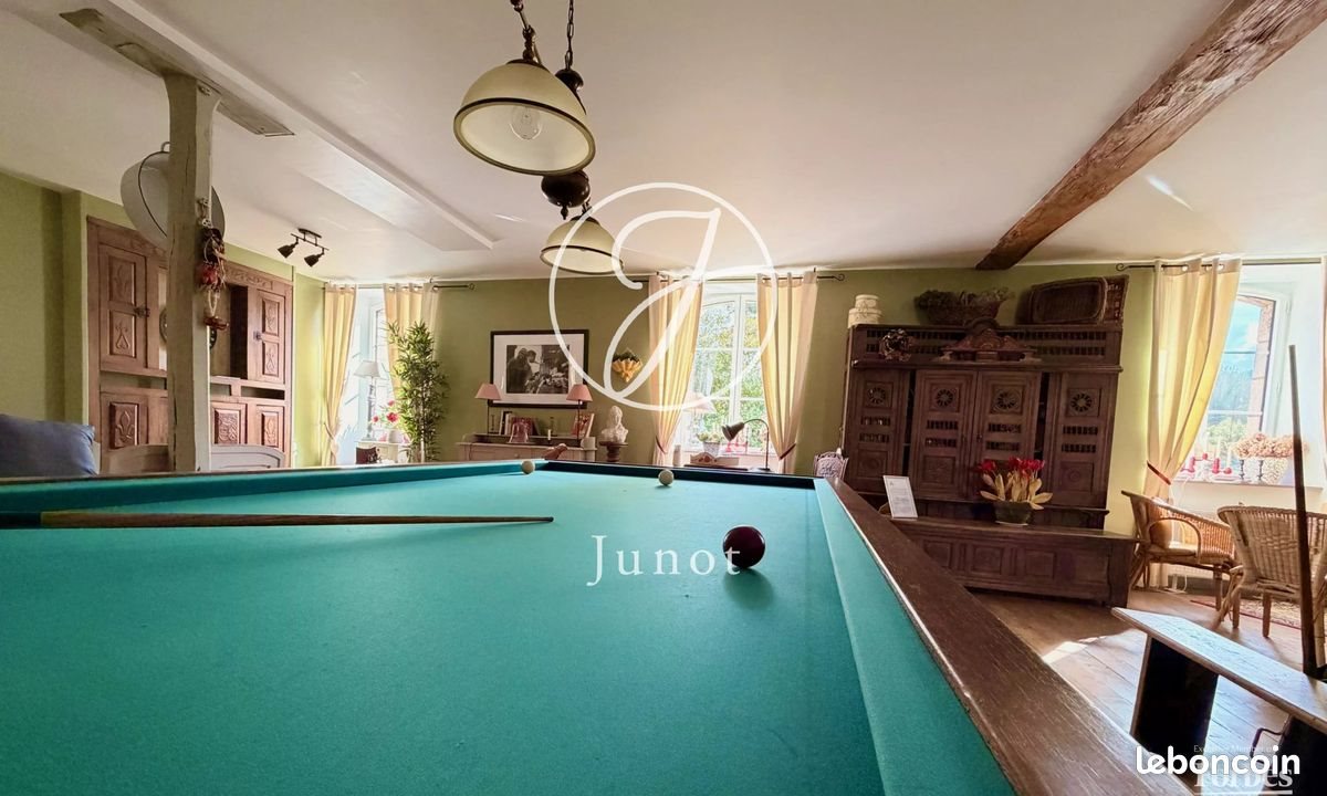 Maison à vendre, 621m², Saint-Guyomard