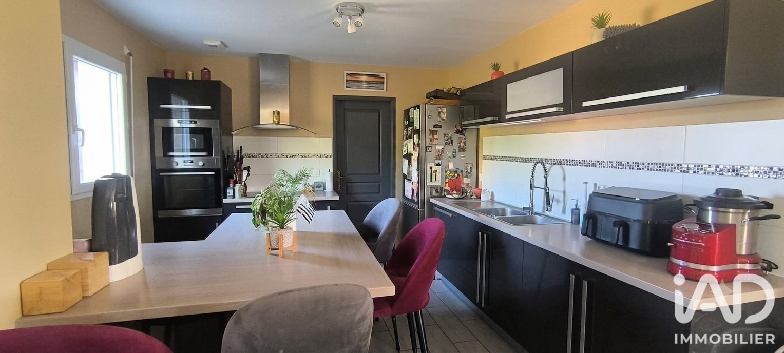 Maison à vendre, 101m², La Bosse-de-Bretagne