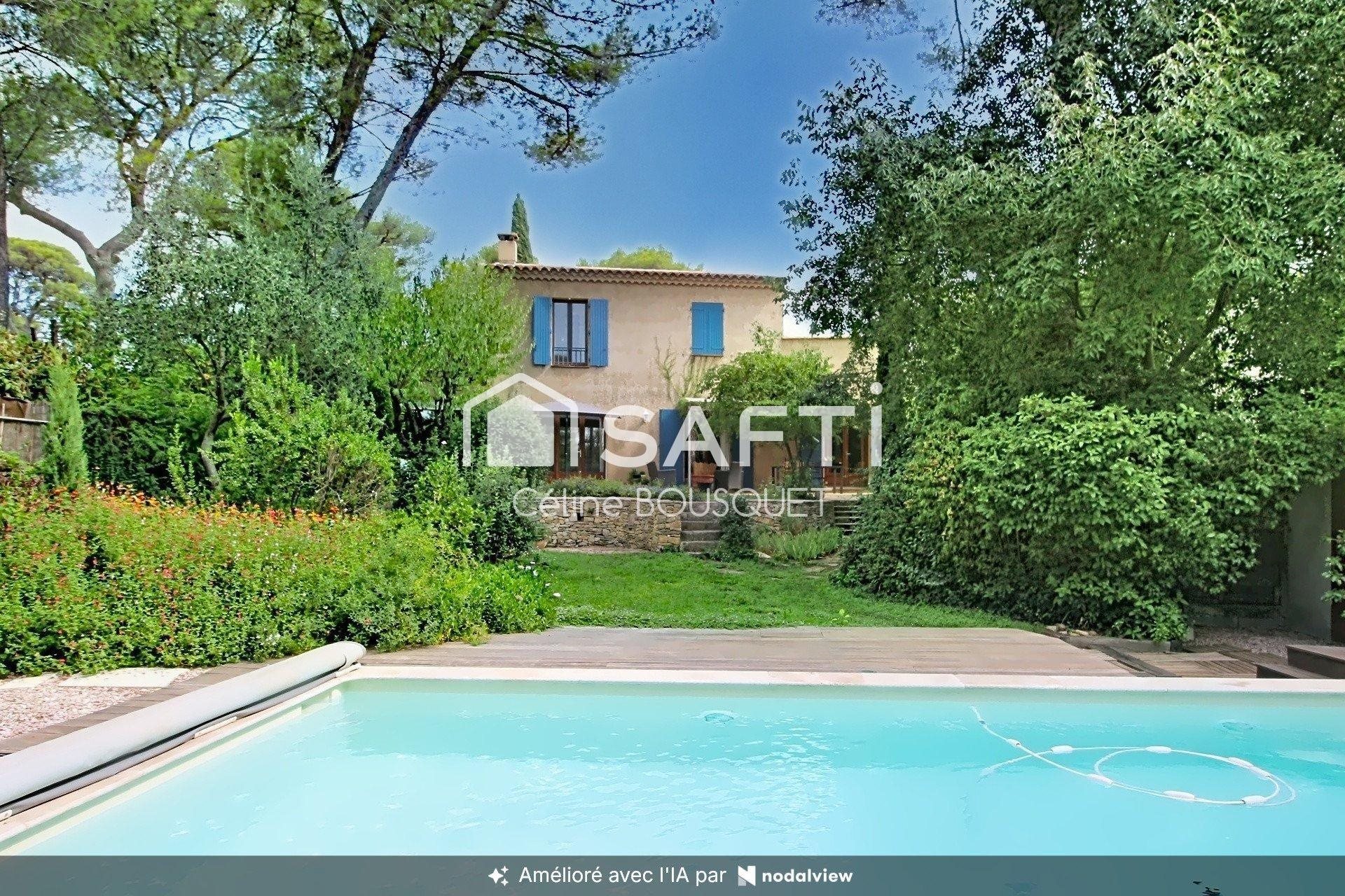 Maison à vendre, 183m², Nîmes