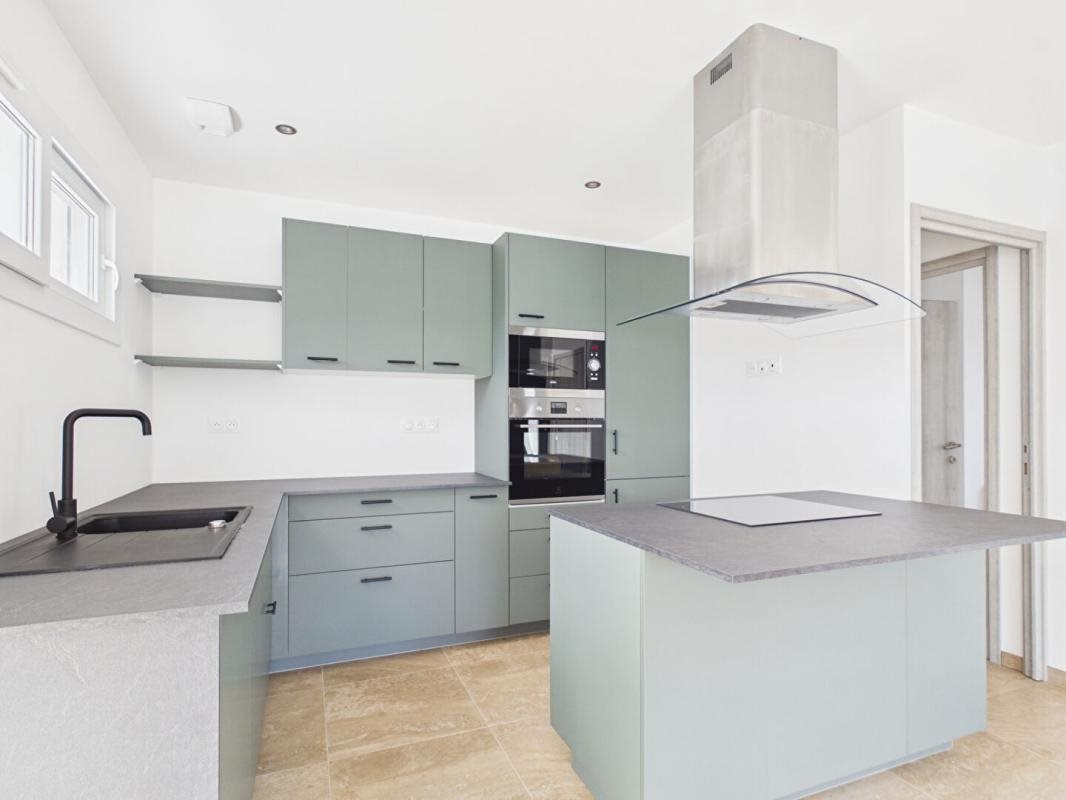 Maison à vendre, 113m², Lusignan